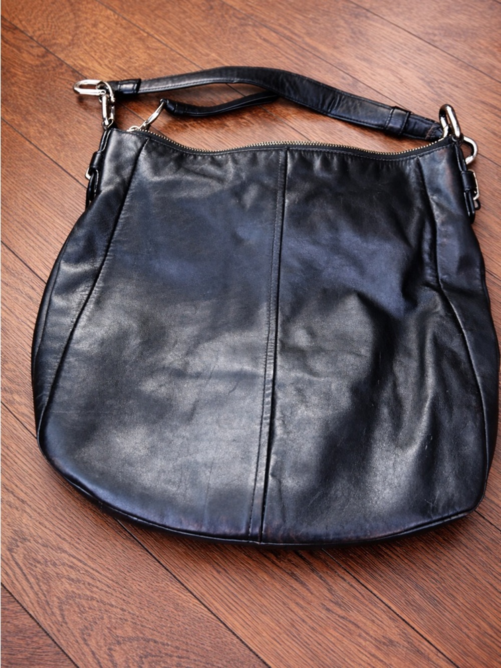 Coach Chelsea Ashlyn Hobo Black Leather in Excellent Condition - Picture 3 of 7